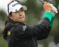 A Lim Kim birdies final 2 holes to take lead into Lotte Championship finale