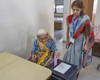 Maharashtra polls: 746 elderly and disabled persons vote from home in Thane