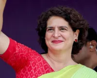 Male cops entering women's rooms 'wrong': Priyanka Gandhi on Palakkad hotel raid