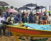 Heavy rains lash Tamil Nadu, Pondy, 'Fengal' continues to move towards coastline