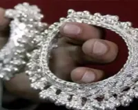 Silver futures tumble Rs 1,839 to Rs 88,541/kg