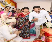 CM Jagan and Wife Bharathi Bless Newlyweds in Pulivendula