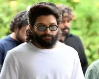 Allu Arjun Returns Home After Police Inquiry in Stampede Case