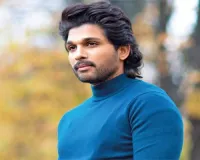 Allu Arjun Visits Injured Sri Tej at KIMS Hospital