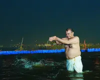 T''gana minister Venkat Reddy takes holy dip at Maha Kumbh