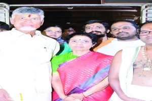 Chandrababu visits Srisailam Temple