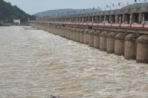 Flood inflow increases at Prakasam Barrage, alerts issued 