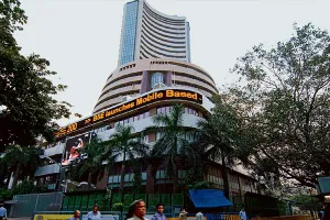 Nifty halts 14-day rally; Sensex drops over 200 points tracking weak global markets