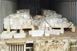 Over 10,000 kg silver seized from truck in Maharashtra on polling day