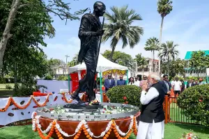 PM Modi pays homage to Mahatma Gandhi in Guyana