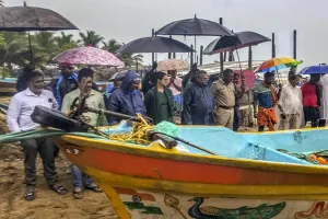 Heavy rains lash Tamil Nadu, Pondy, 'Fengal' continues to move towards coastline