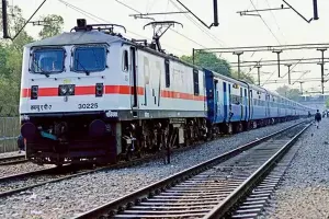 Eastern Railway cancels 30 pairs of local trains daily till Feb 1