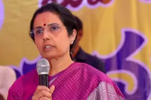 Bhuvaneshwari urges women to achieve financial independence 