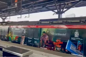 Allu Arjun’s 'Pushpa 2' Branding Spotted on Mumbai Metro Trains