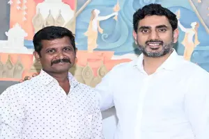 RTC Driver Lovaraju Meets Nara Lokesh After Suspension Revoked