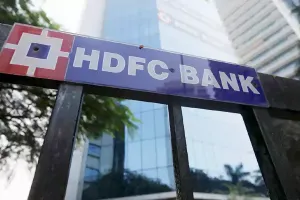 Mcap of five of top-10 most-valued firms tumbles Rs 1.85 lakh cr; HDFC Bank hit hard