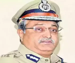 Former IPS ABV to lead Prajavedika ! 